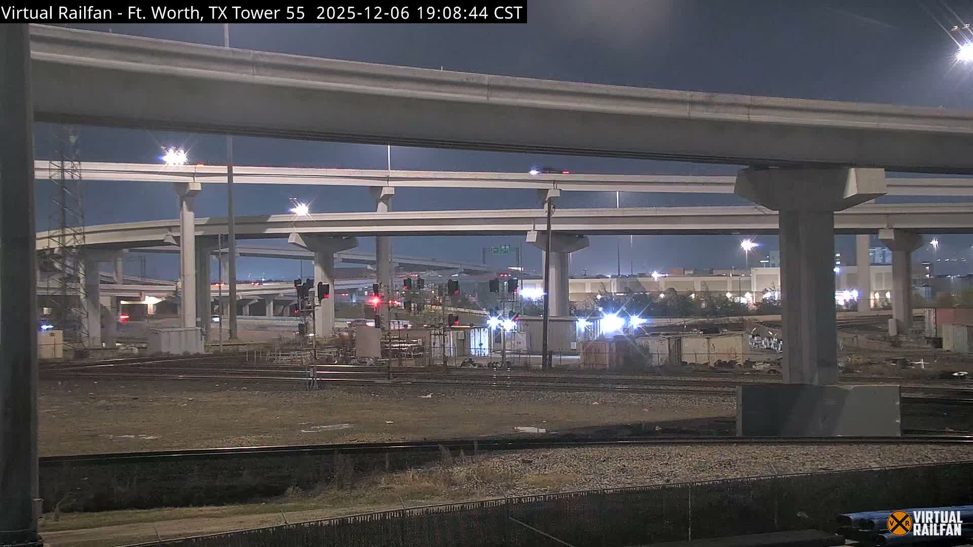 Fort Worth/Tower 55 Diamond Railroad Crossing Live Cam - Forth Worth, Tarrant ,Texas, USA 
