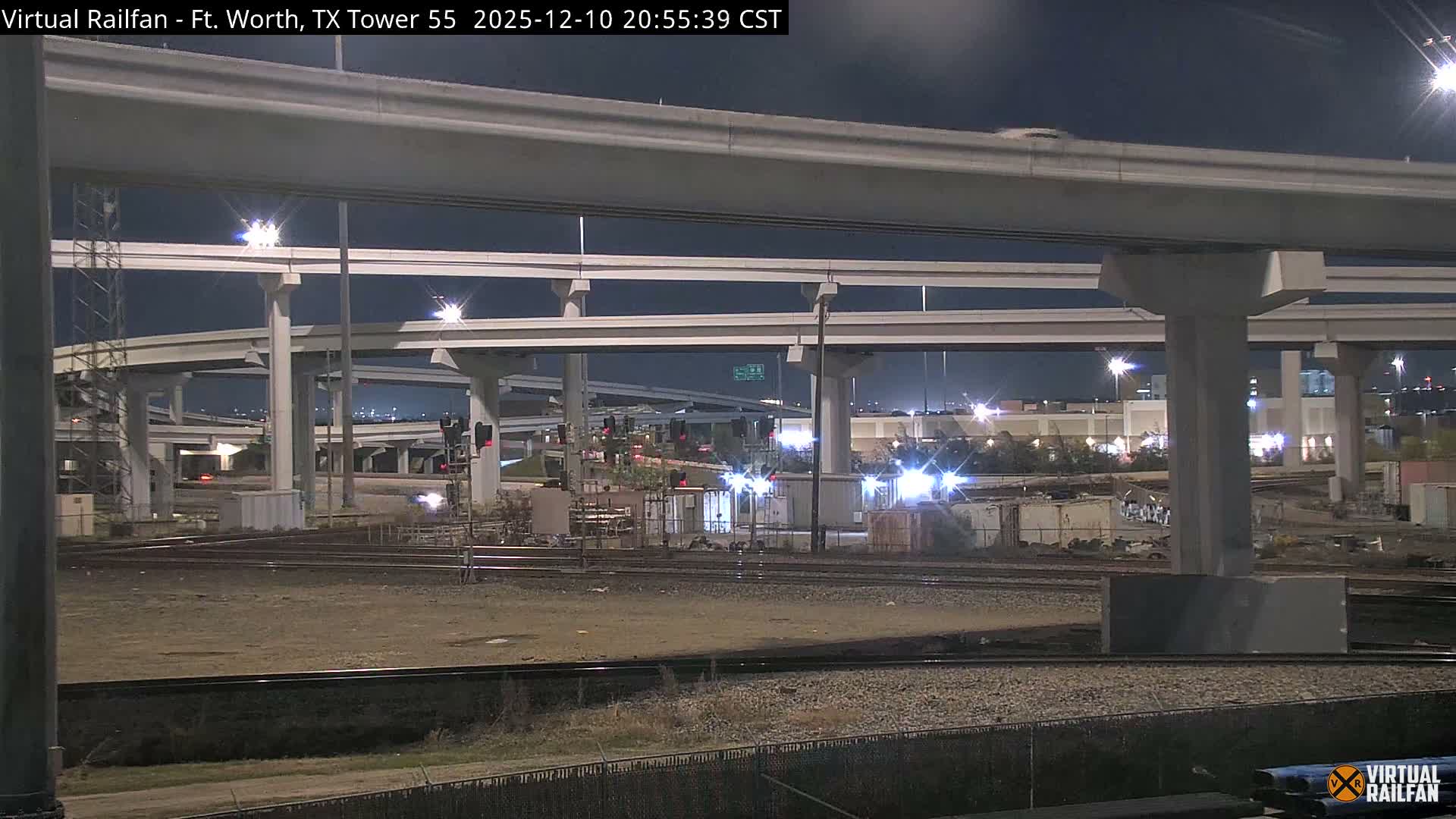 Fort Worth/Tower 55 Diamond Railroad Crossing Live Cam - Forth Worth, Tarrant ,Texas, USA 
