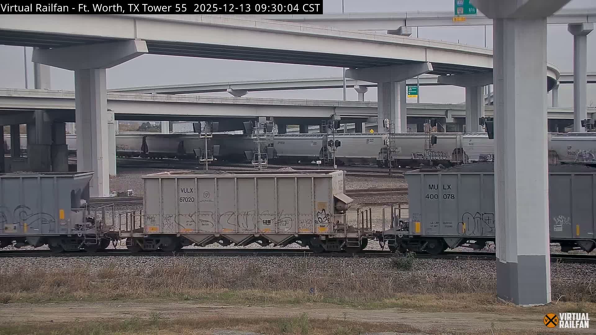 Fort Worth/Tower 55 Diamond Railroad Crossing Live Cam - Forth Worth, Tarrant ,Texas, USA 