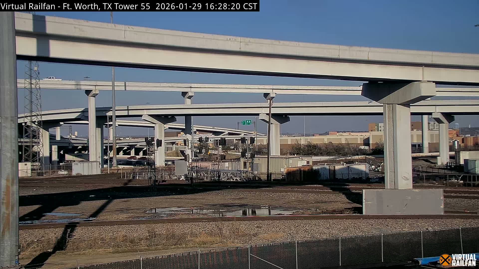 Fort Worth/Tower 55 Diamond Railroad Crossing Live Cam - Forth Worth, Tarrant ,Texas, USA 