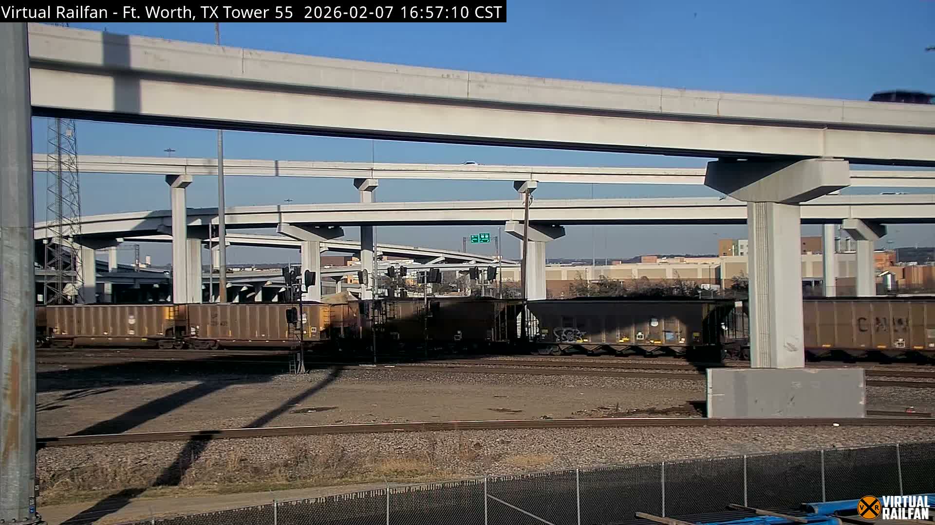 Fort Worth/Tower 55 Diamond Railroad Crossing Live Cam - Forth Worth, Tarrant ,Texas, USA 