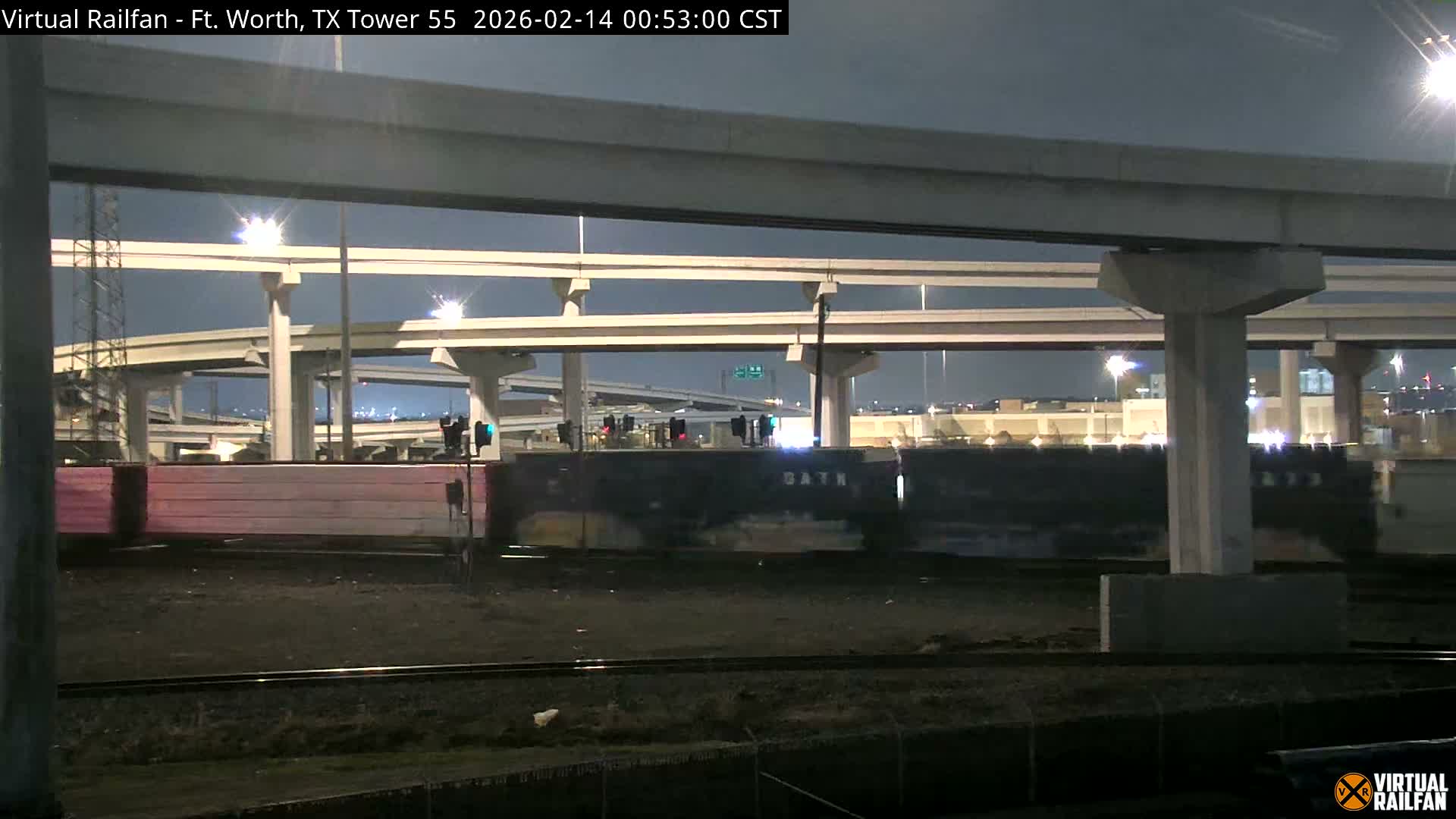 Fort Worth/Tower 55 Diamond Railroad Crossing Live Cam - Forth Worth, Tarrant ,Texas, USA 