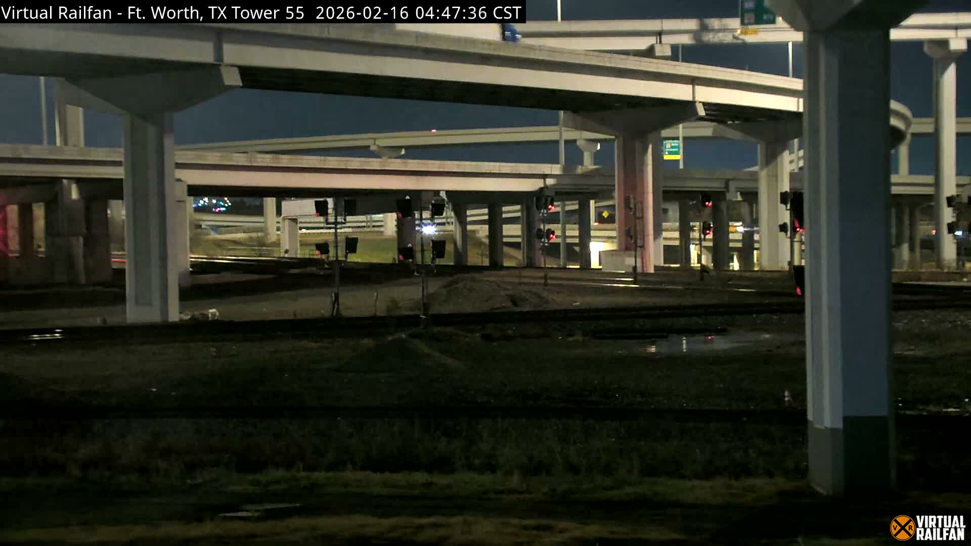 Fort Worth/Tower 55 Diamond Railroad Crossing Live Cam - Forth Worth, Tarrant ,Texas, USA 