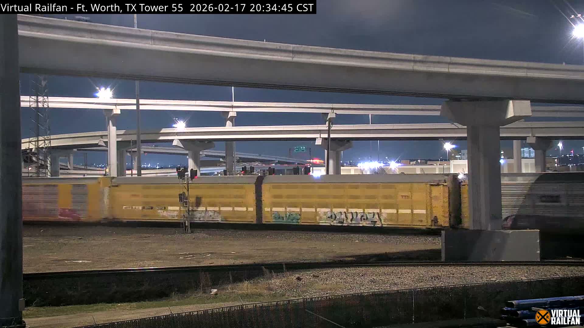 Fort Worth/Tower 55 Diamond Railroad Crossing Live Cam - Forth Worth, Tarrant ,Texas, USA 