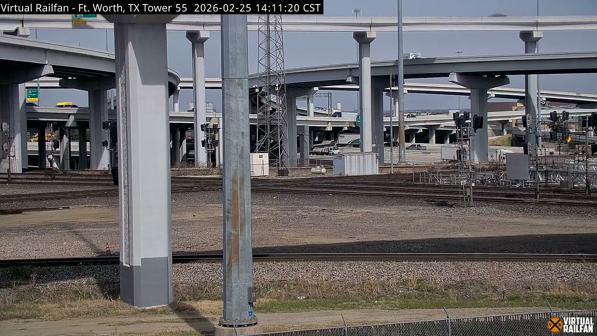Fort Worth/Tower 55 Diamond Railroad Crossing Live Cam - Forth Worth, Tarrant ,Texas, USA 