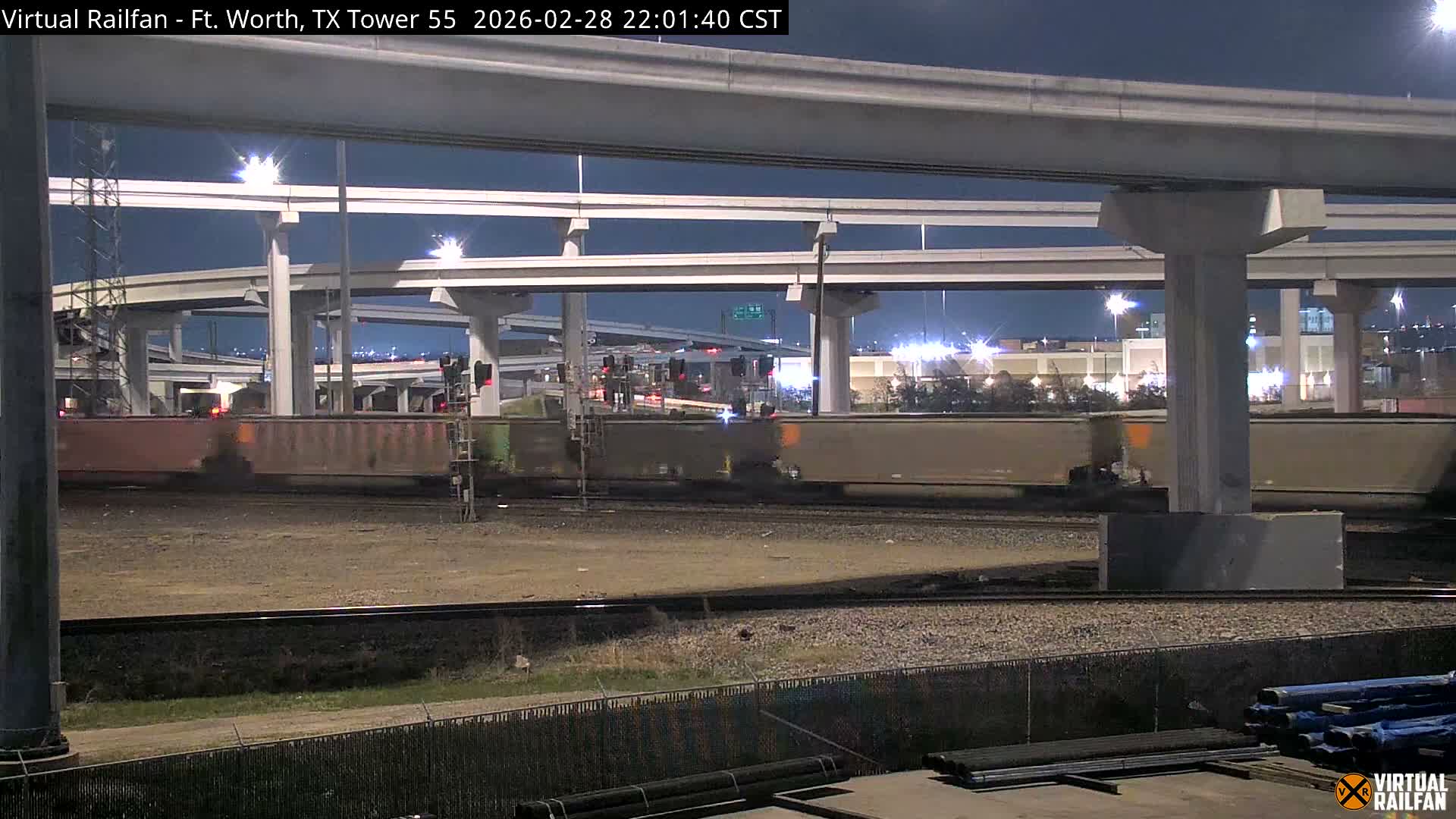 Fort Worth/Tower 55 Diamond Railroad Crossing Live Cam - Forth Worth, Tarrant ,Texas, USA 