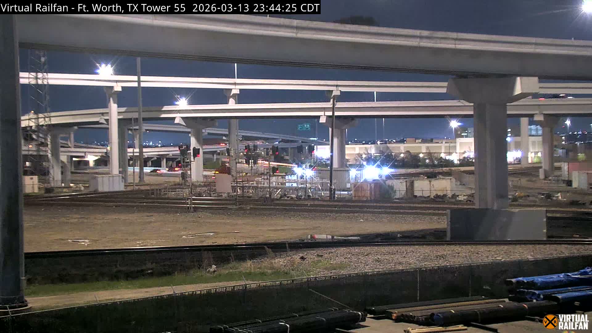 Fort Worth/Tower 55 Diamond Railroad Crossing Live Cam - Forth Worth, Tarrant ,Texas, USA 