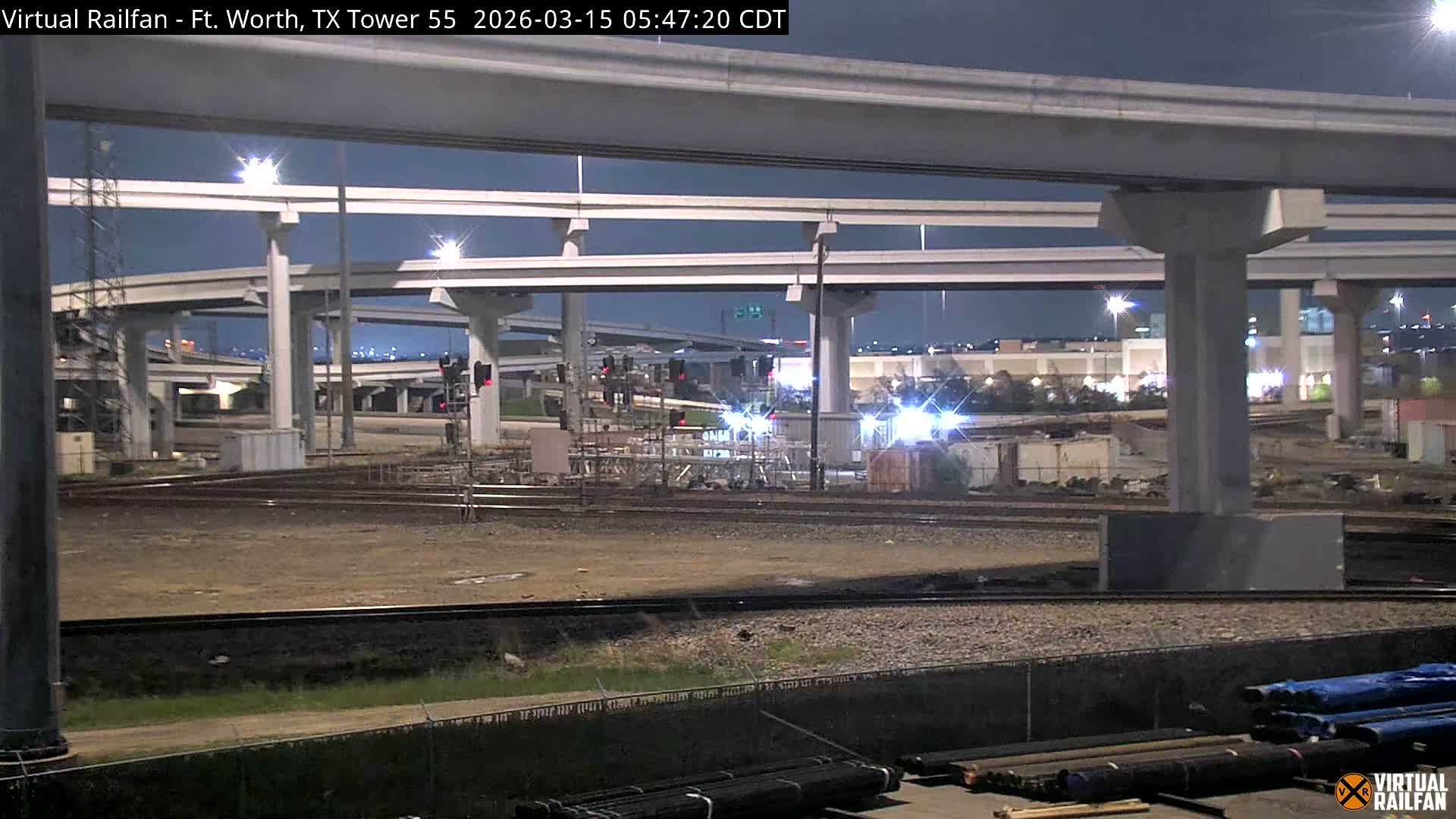 Fort Worth/Tower 55 Diamond Railroad Crossing Live Cam - Forth Worth, Tarrant ,Texas, USA 