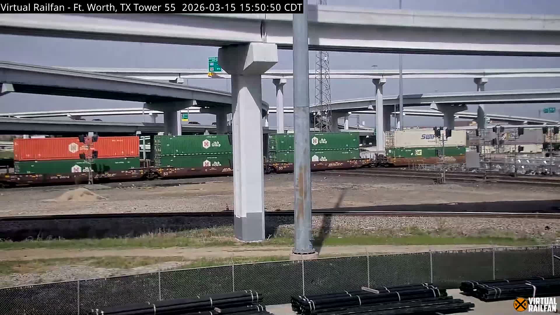 Fort Worth/Tower 55 Diamond Railroad Crossing Live Cam - Forth Worth, Tarrant ,Texas, USA 