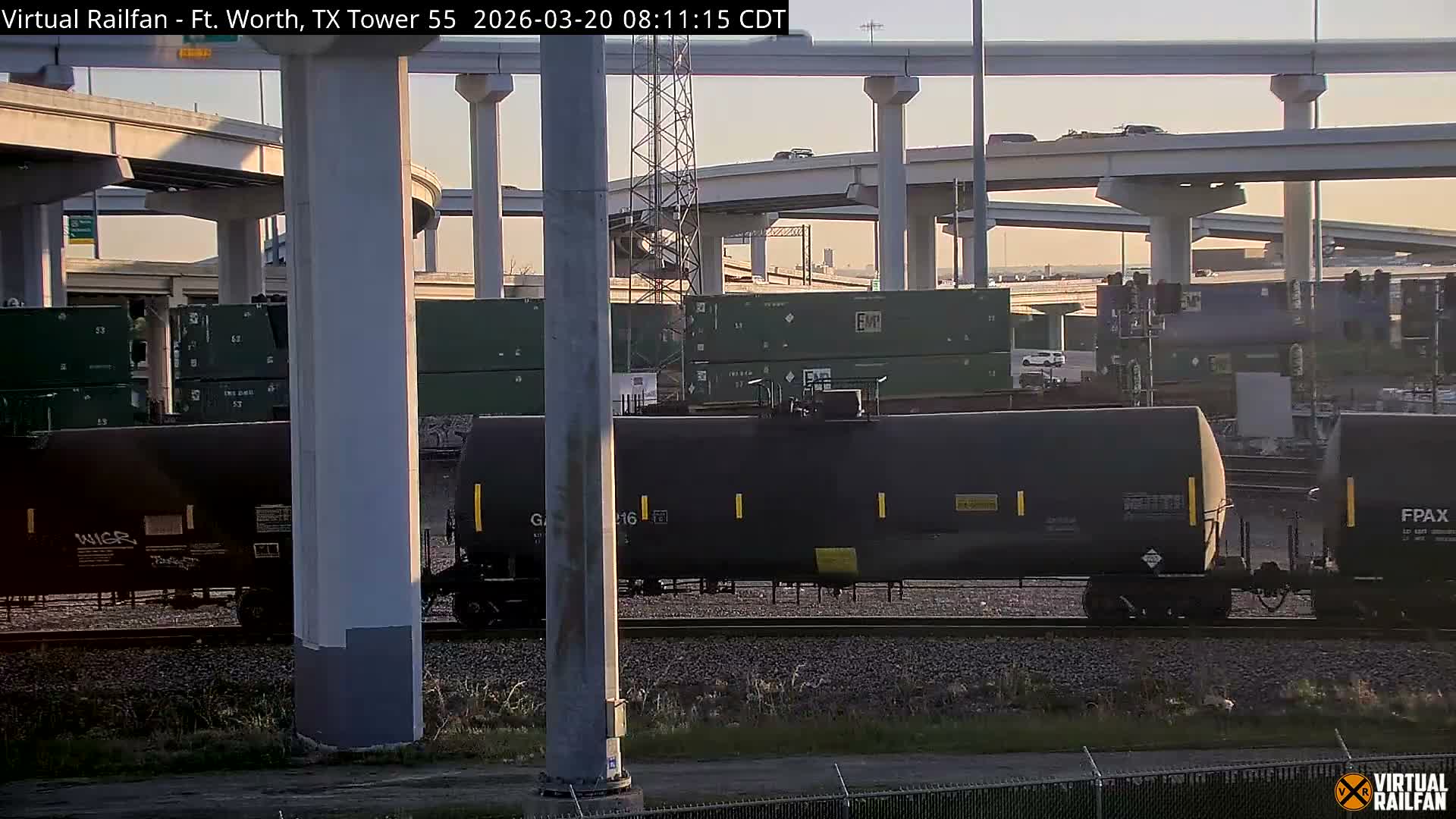 Fort Worth/Tower 55 Diamond Railroad Crossing Live Cam - Forth Worth, Tarrant ,Texas, USA 