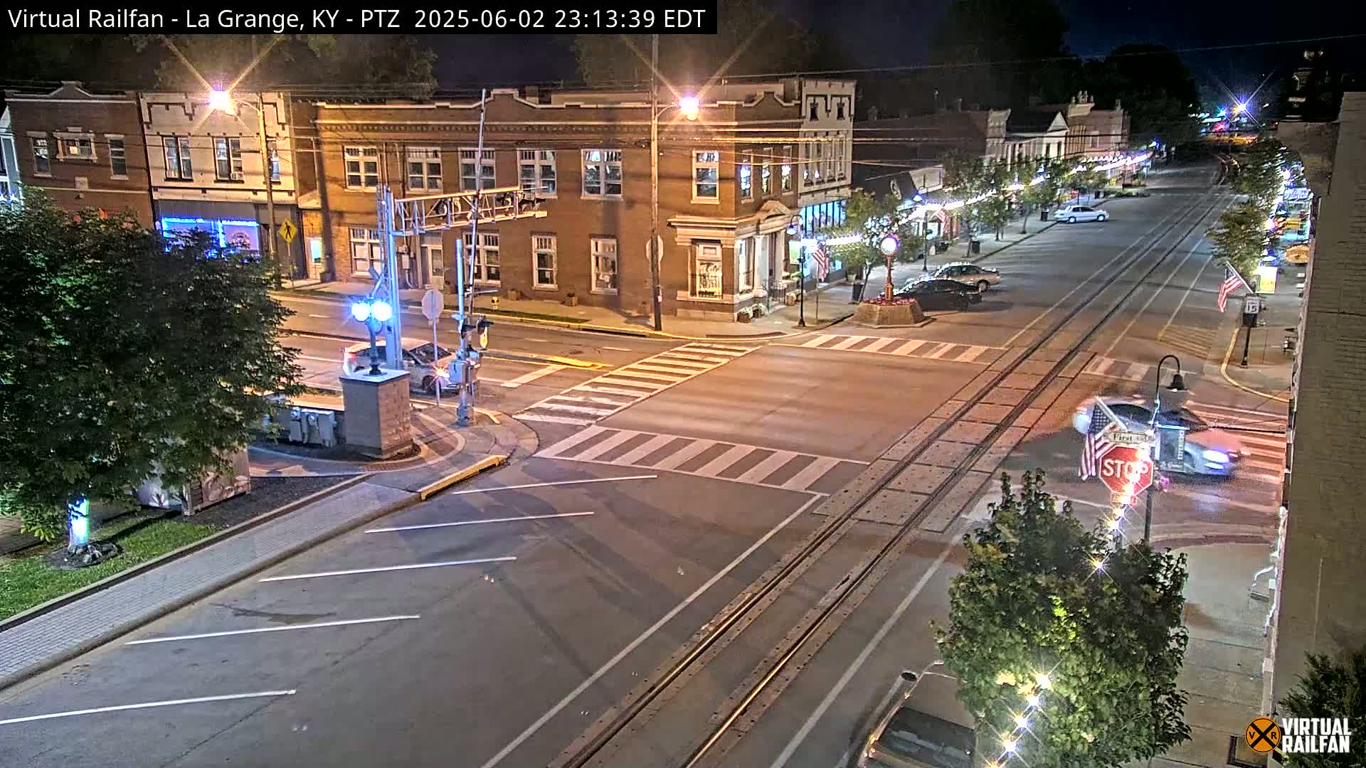 La Grange City & Railroad Crossing Live Cam - La Grange, Oldham, Kentucky, USA