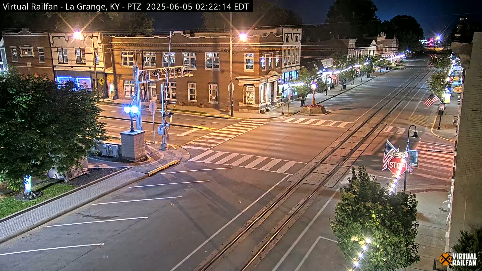 La Grange City & Railroad Crossing Live Cam - La Grange, Oldham, Kentucky, USA