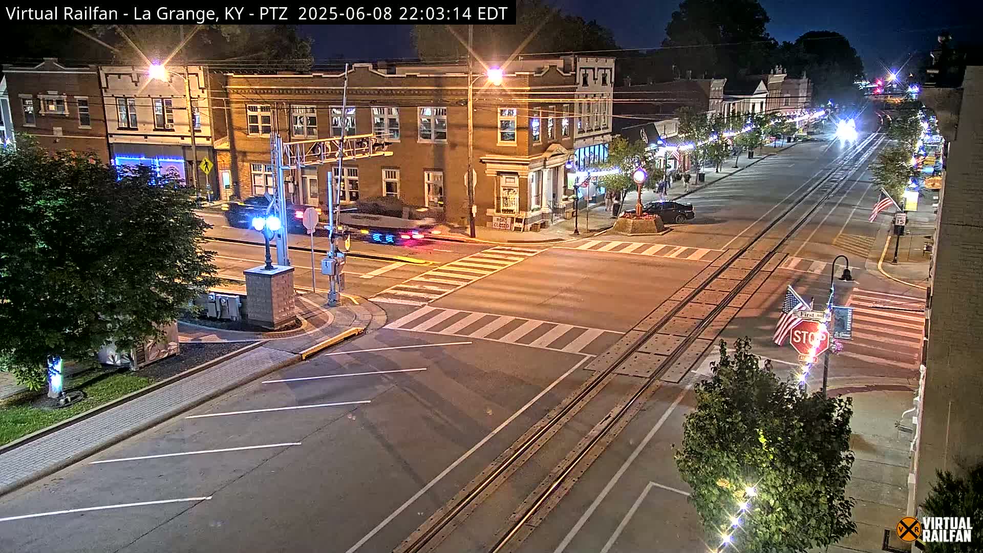 La Grange City & Railroad Crossing Live Cam - La Grange, Oldham, Kentucky, USA