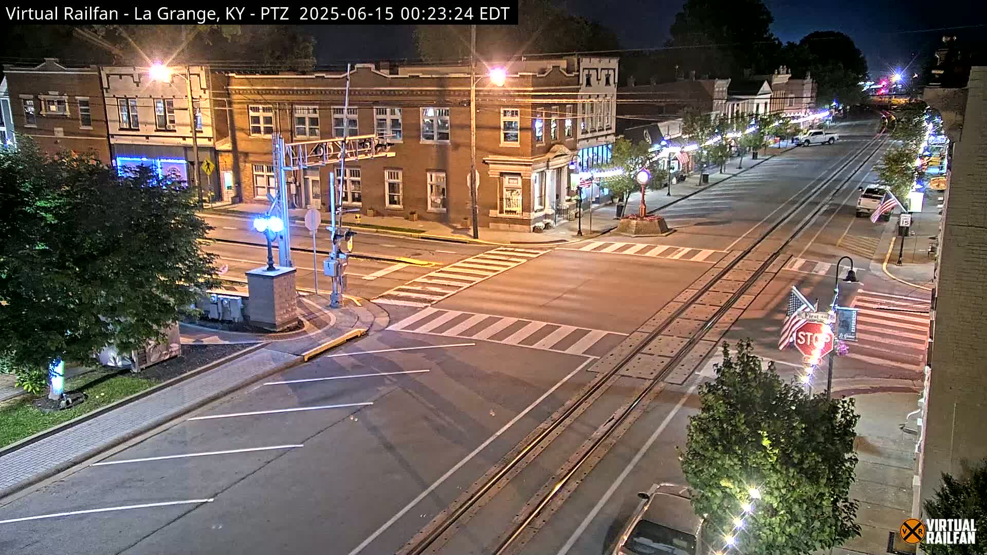 La Grange City & Railroad Crossing Live Cam - La Grange, Oldham, Kentucky, USA