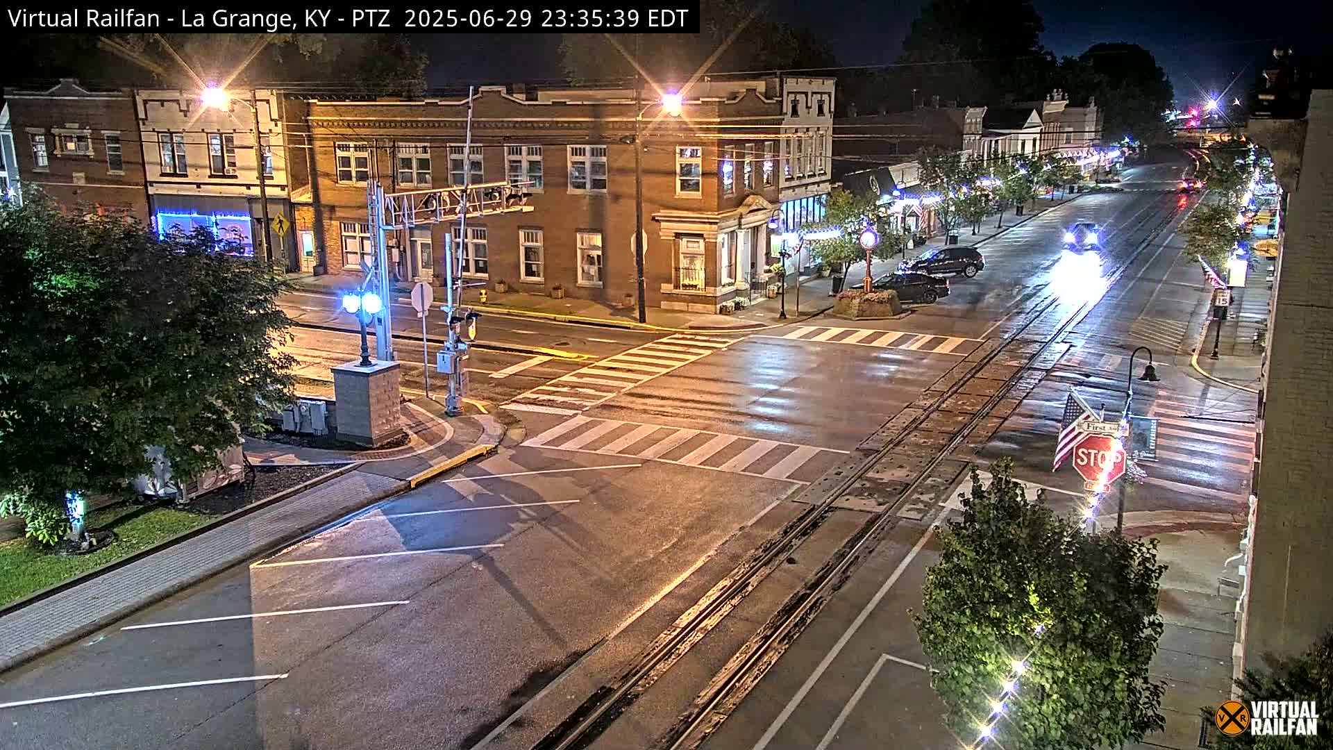 La Grange City & Railroad Crossing Live Cam - La Grange, Oldham, Kentucky, USA