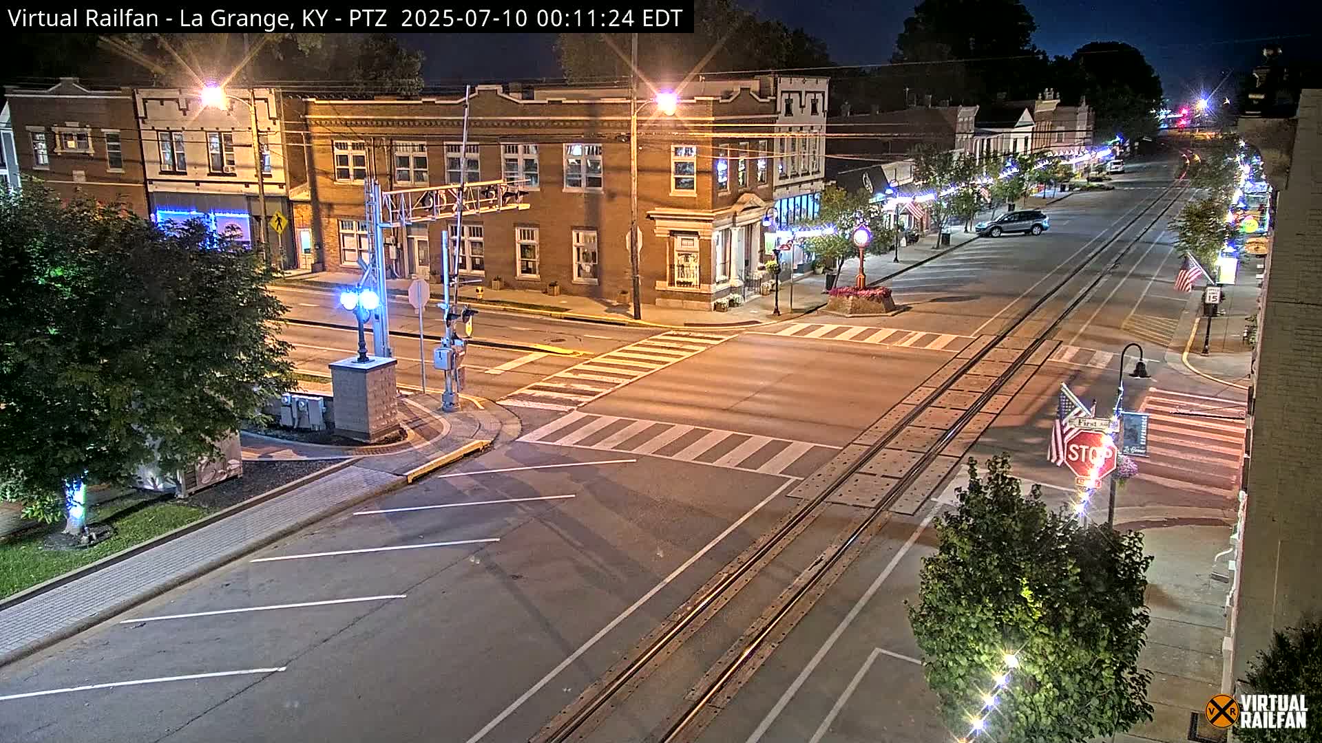 La Grange City & Railroad Crossing Live Cam - La Grange, Oldham, Kentucky, USA