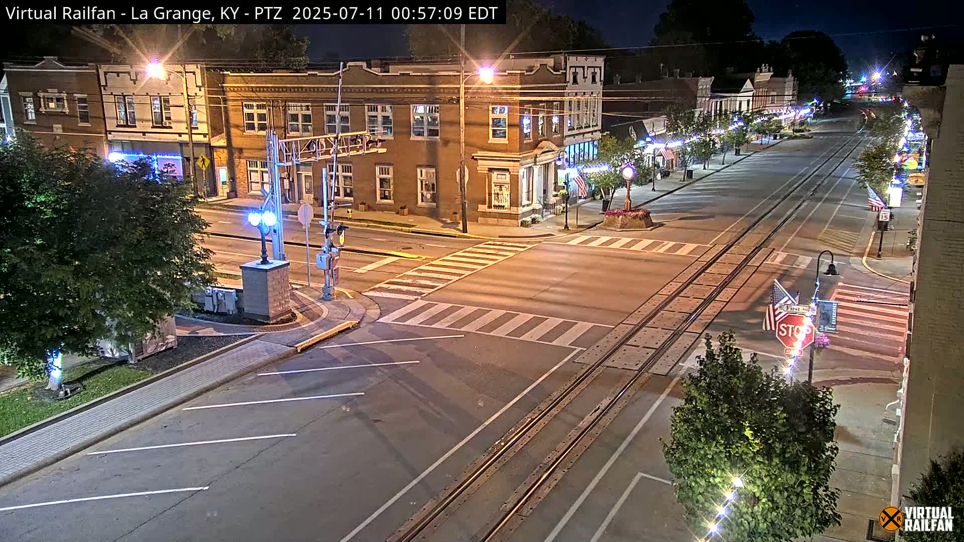 La Grange City & Railroad Crossing Live Cam - La Grange, Oldham, Kentucky, USA