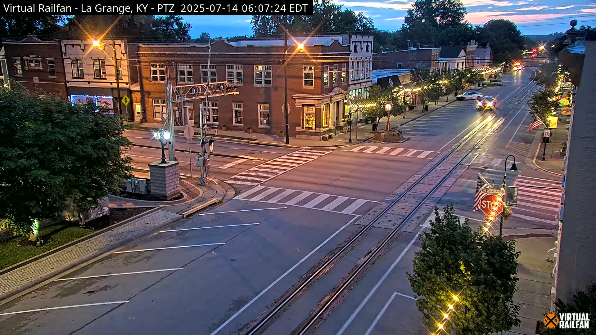 La Grange City & Railroad Crossing Live Cam - La Grange, Oldham, Kentucky, USA