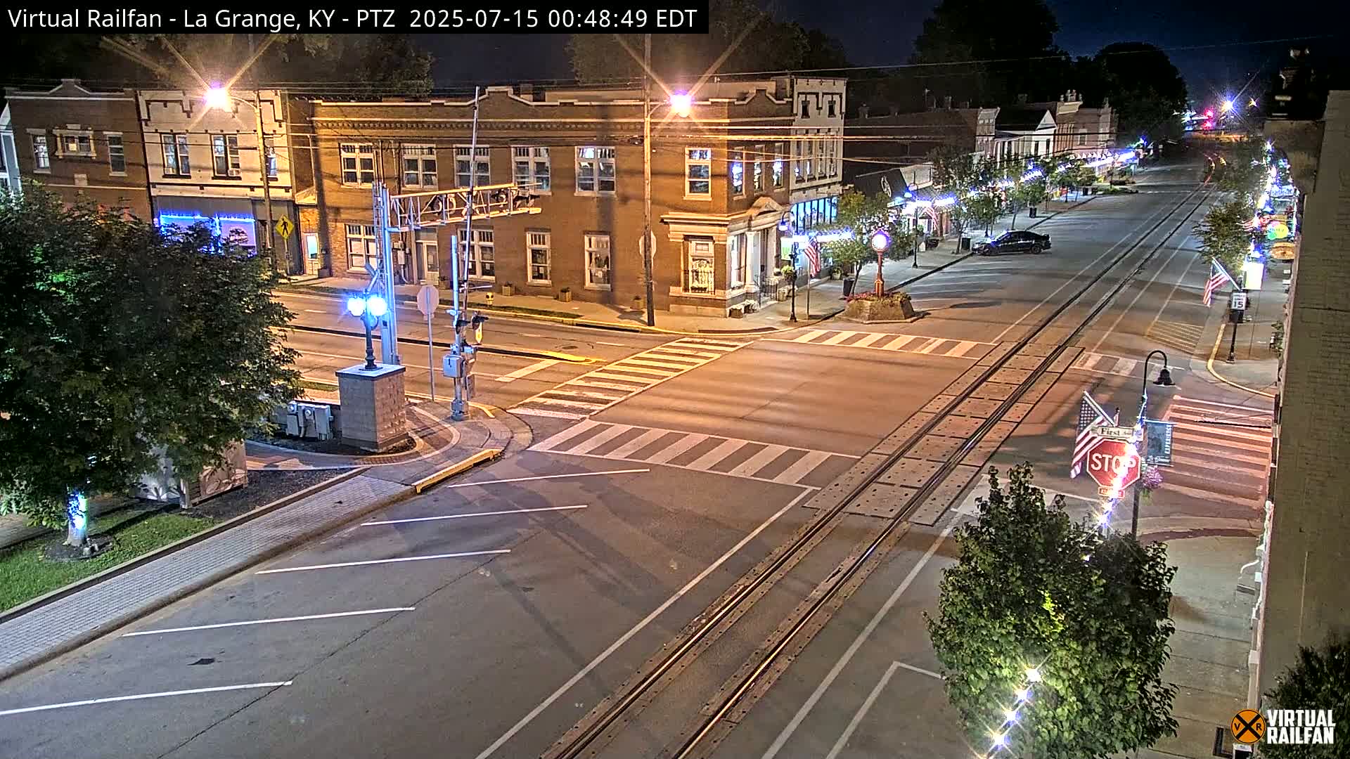 La Grange City & Railroad Crossing Live Cam - La Grange, Oldham, Kentucky, USA