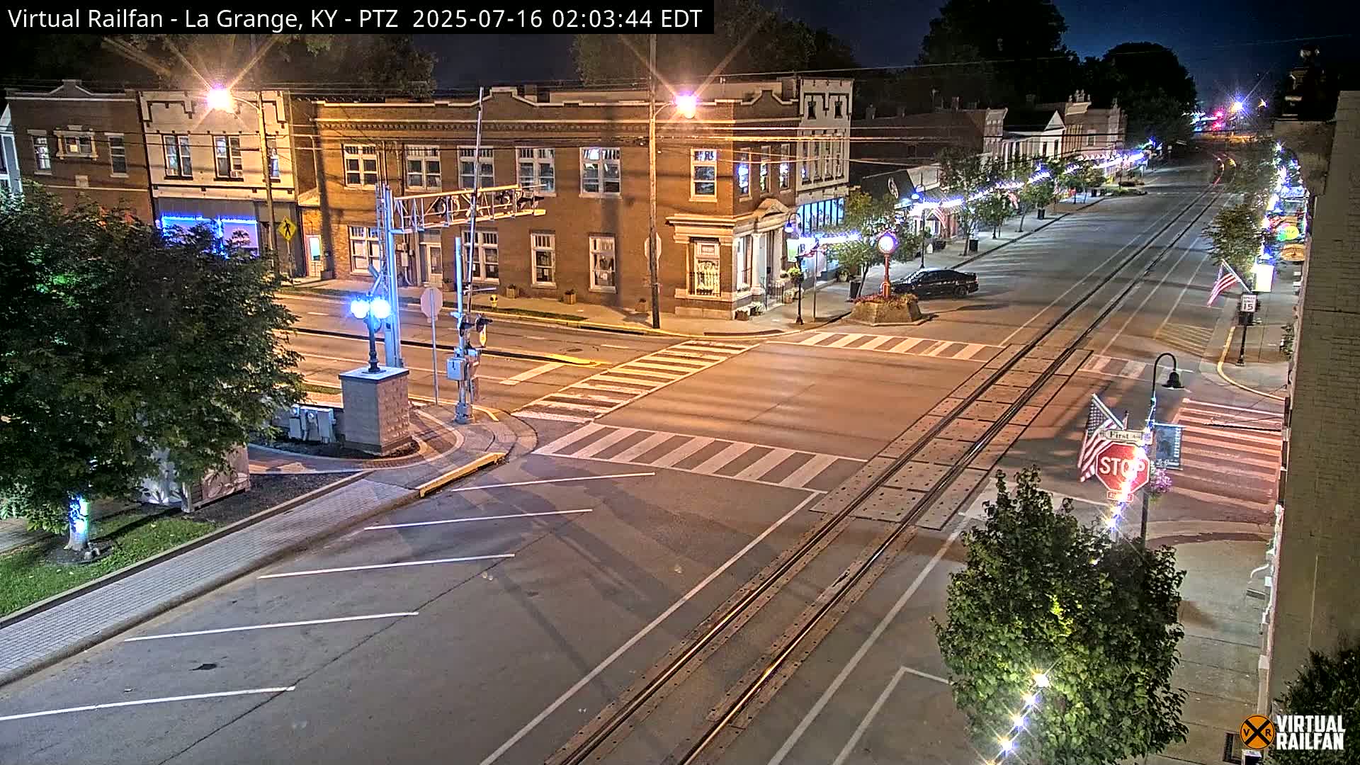 La Grange City & Railroad Crossing Live Cam - La Grange, Oldham, Kentucky, USA