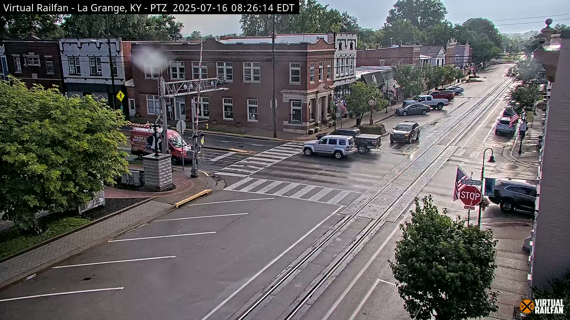 La Grange City & Railroad Crossing Live Cam - La Grange, Oldham, Kentucky, USA