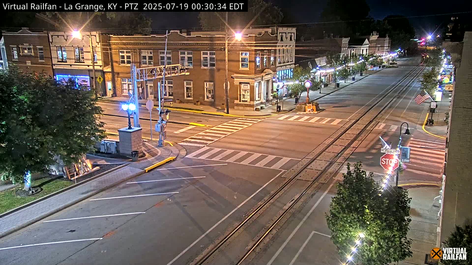 La Grange City & Railroad Crossing Live Cam - La Grange, Oldham, Kentucky, USA