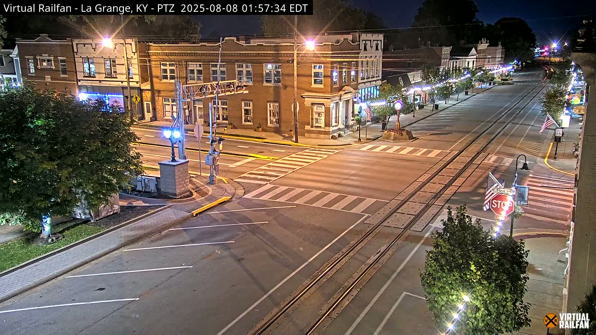 La Grange City & Railroad Crossing Live Cam - La Grange, Oldham, Kentucky, USA