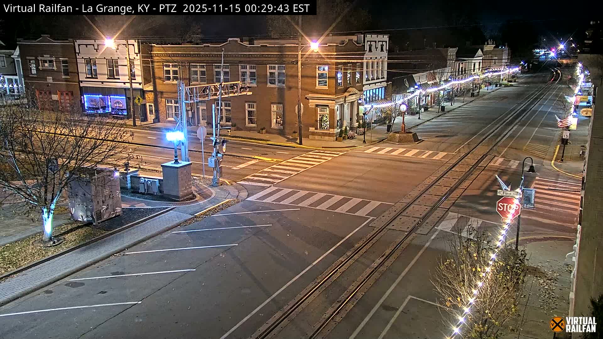 La Grange City & Railroad Crossing Live Cam - La Grange, Oldham, Kentucky, USA