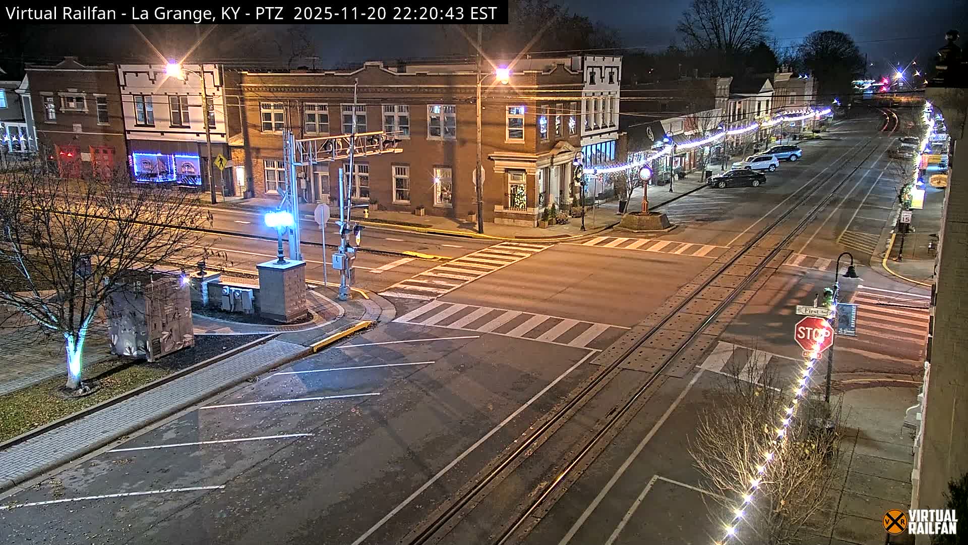 La Grange City & Railroad Crossing Live Cam - La Grange, Oldham, Kentucky, USA