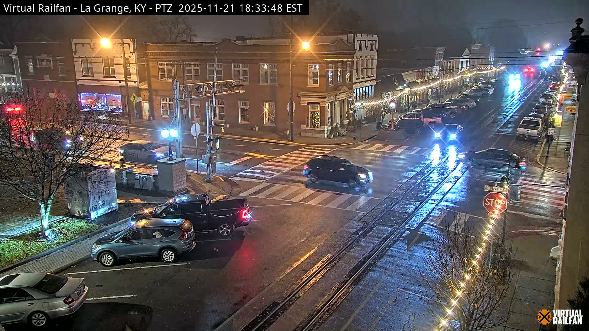 La Grange City & Railroad Crossing Live Cam - La Grange, Oldham, Kentucky, USA