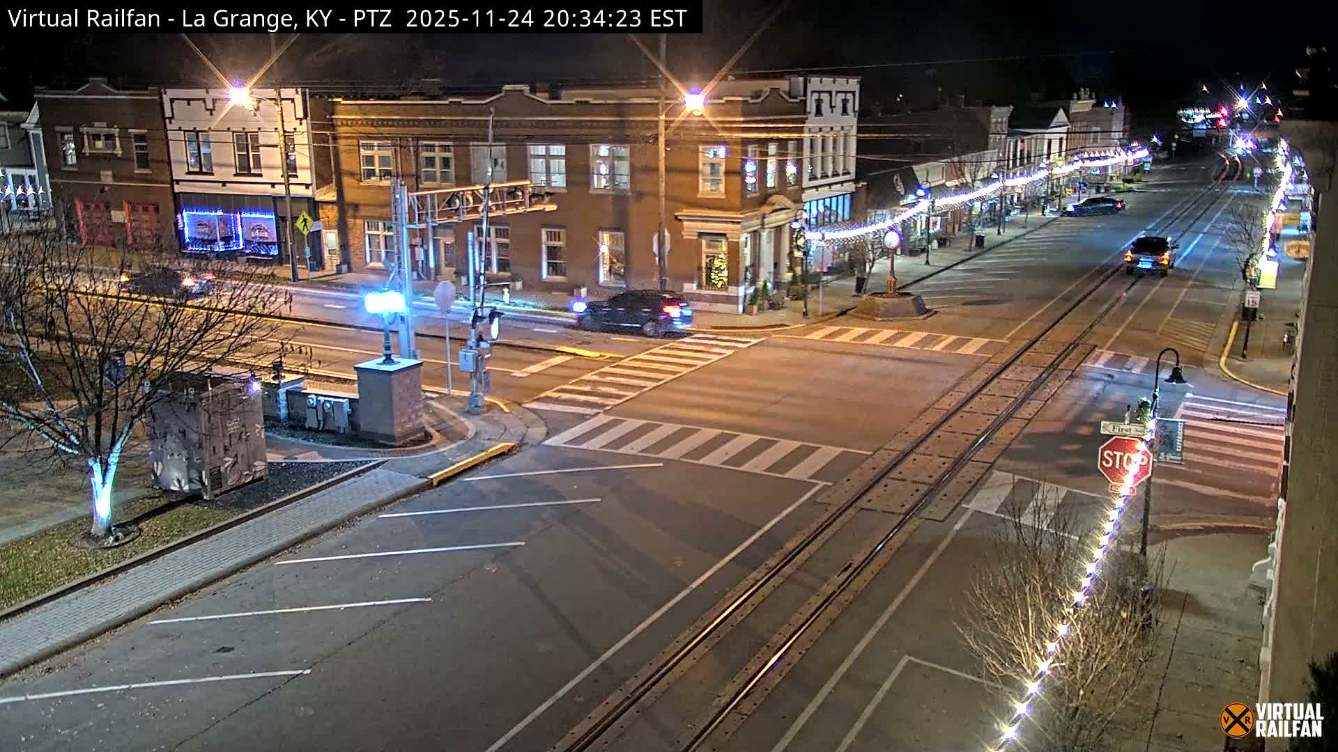 La Grange City & Railroad Crossing Live Cam - La Grange, Oldham, Kentucky, USA