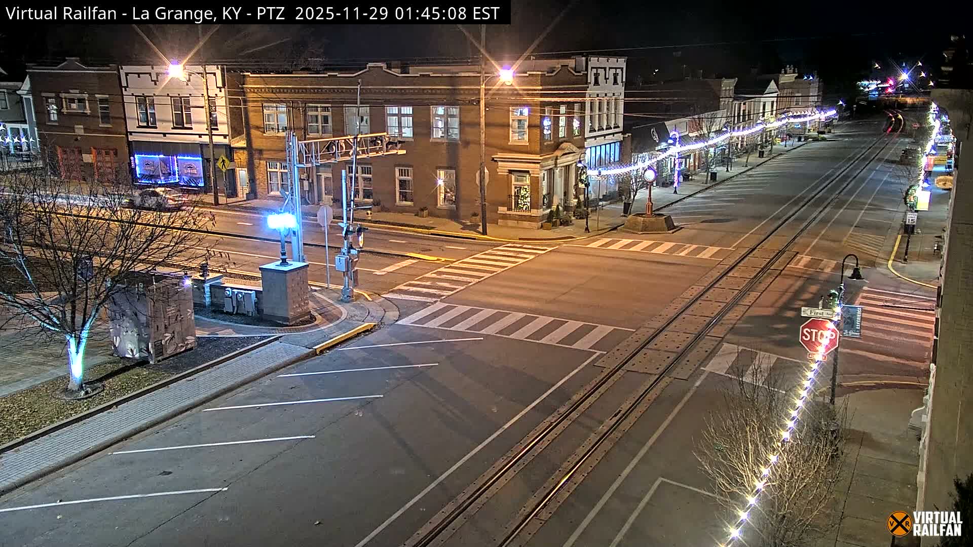 La Grange City & Railroad Crossing Live Cam - La Grange, Oldham, Kentucky, USA