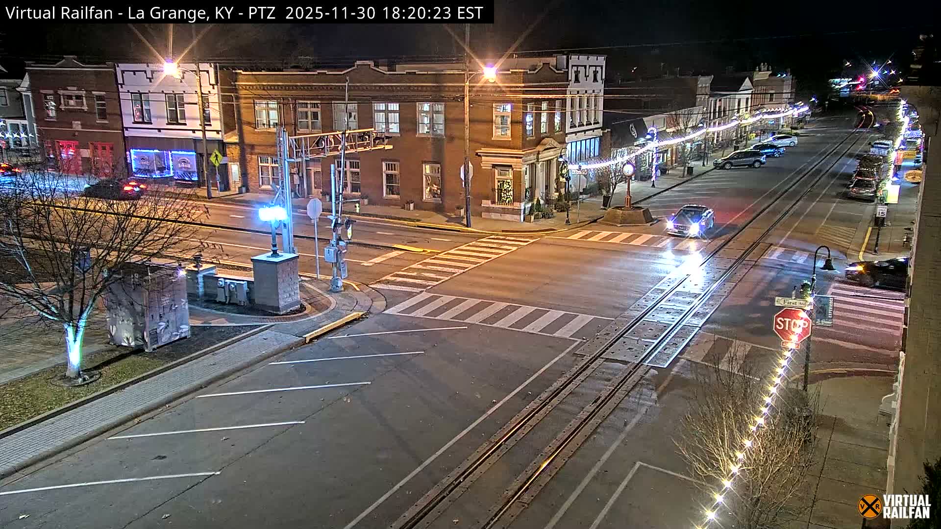 La Grange City & Railroad Crossing Live Cam - La Grange, Oldham, Kentucky, USA