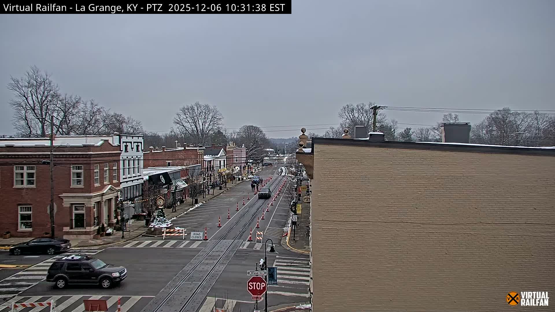 La Grange City & Railroad Crossing Live Cam - La Grange, Oldham, Kentucky, USA