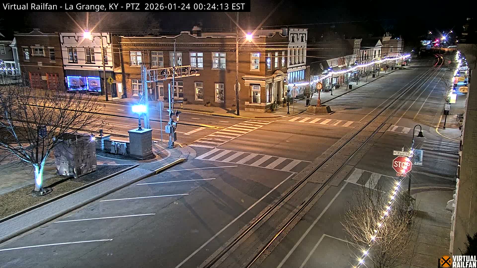 La Grange City & Railroad Crossing Live Cam - La Grange, Oldham, Kentucky, USA