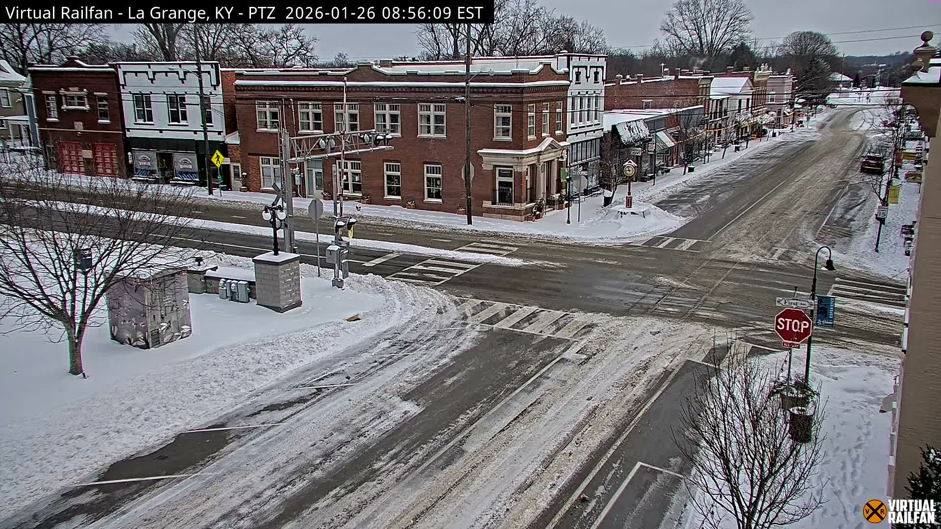 La Grange City & Railroad Crossing Live Cam - La Grange, Oldham, Kentucky, USA