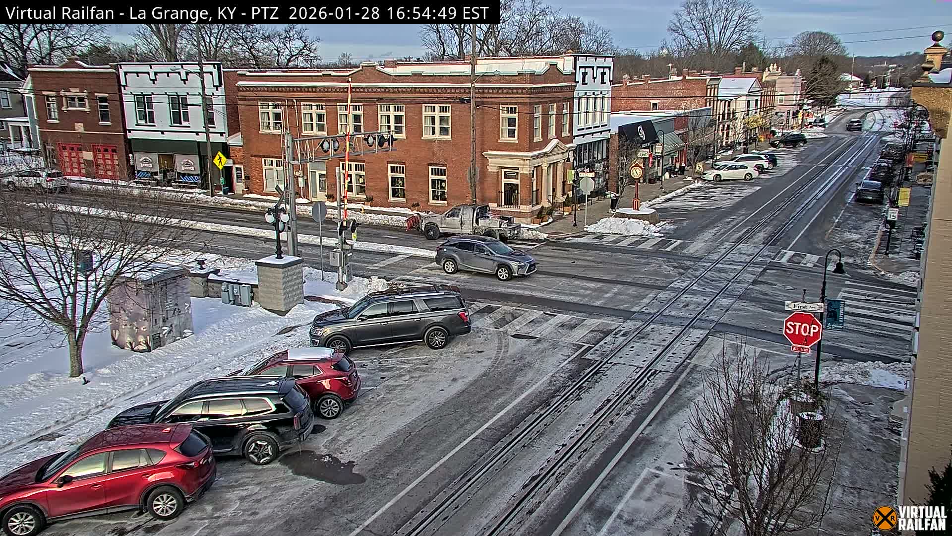 La Grange City & Railroad Crossing Live Cam - La Grange, Oldham, Kentucky, USA