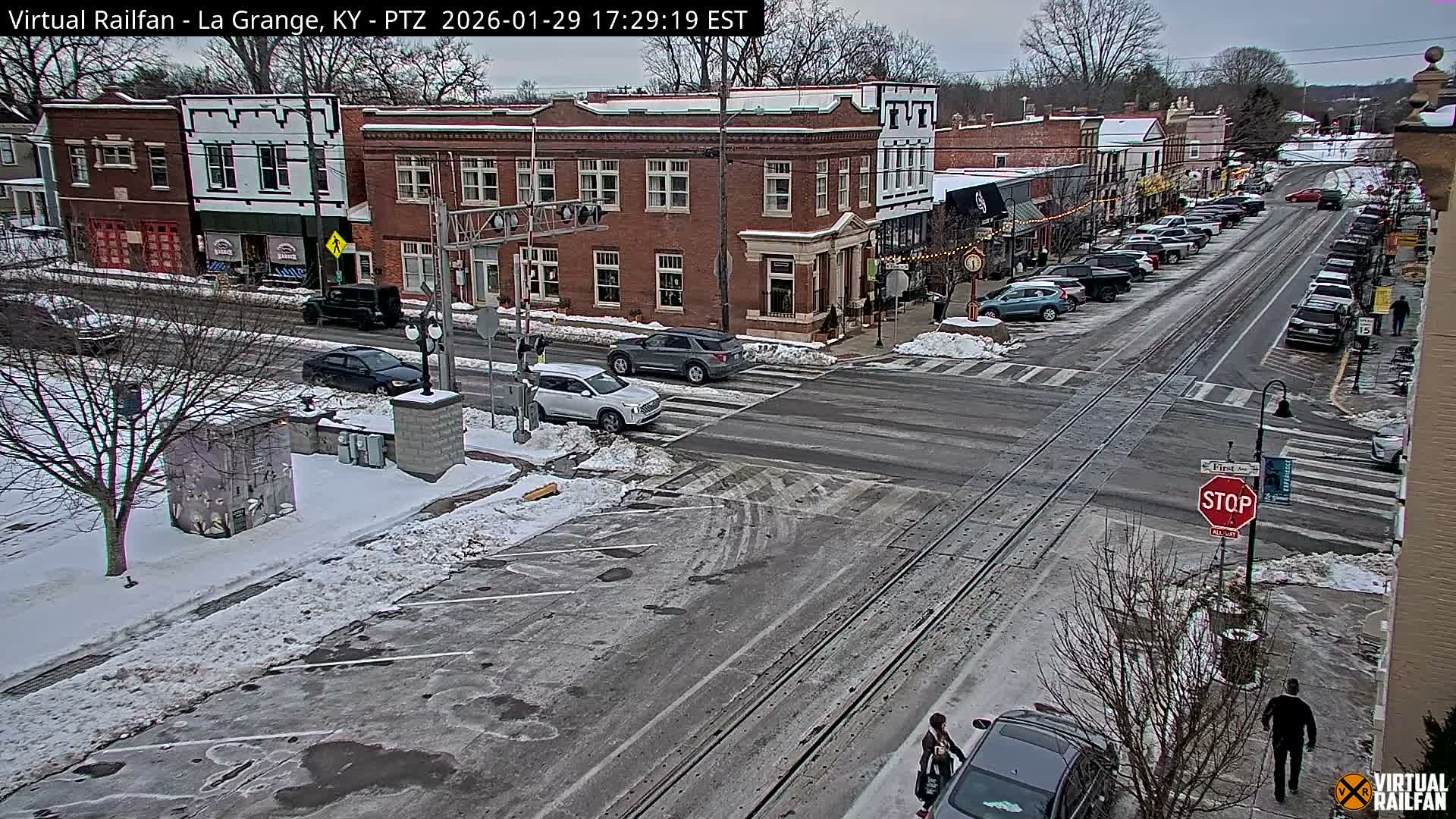 La Grange City & Railroad Crossing Live Cam - La Grange, Oldham, Kentucky, USA