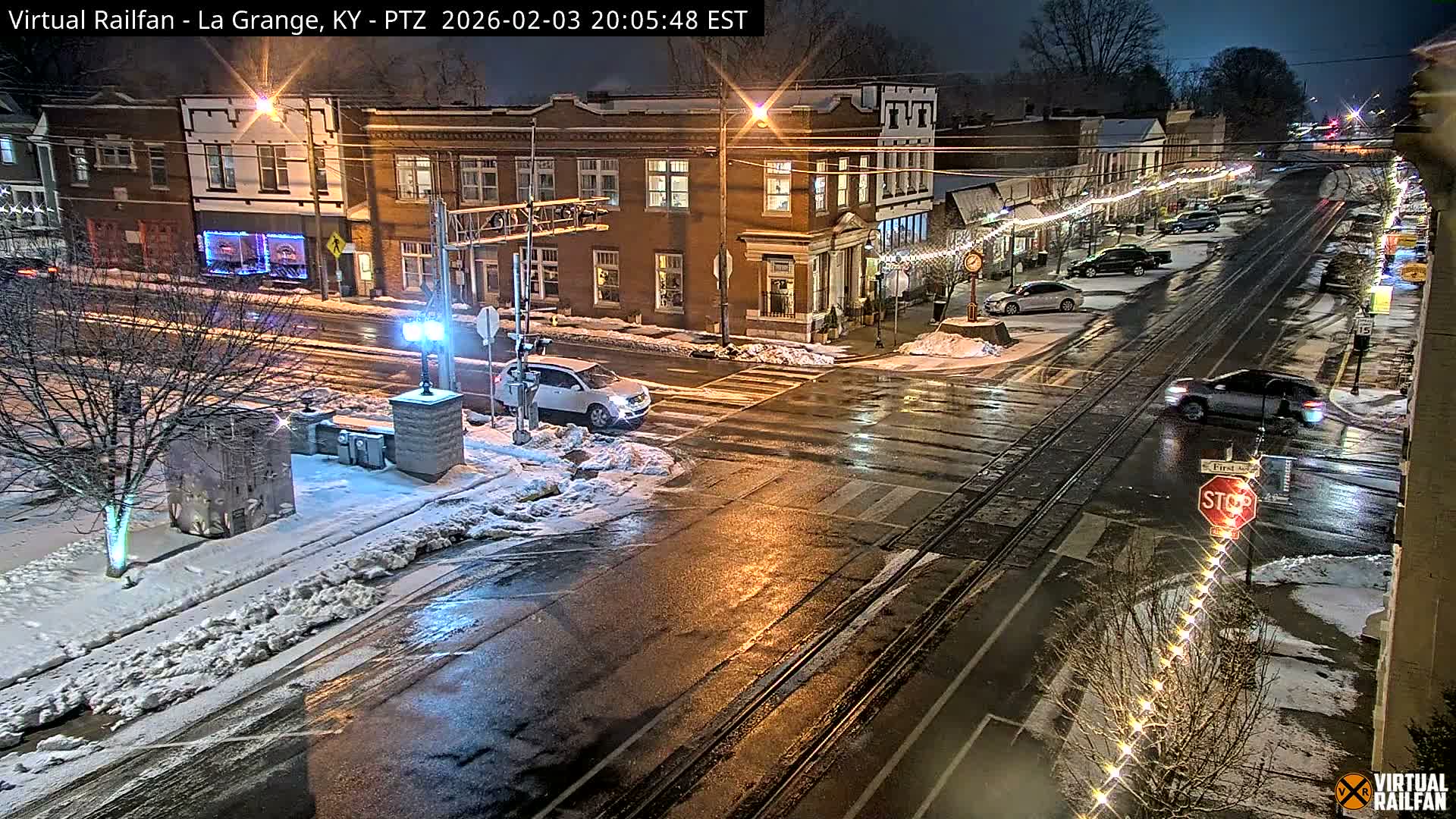 La Grange City & Railroad Crossing Live Cam - La Grange, Oldham, Kentucky, USA