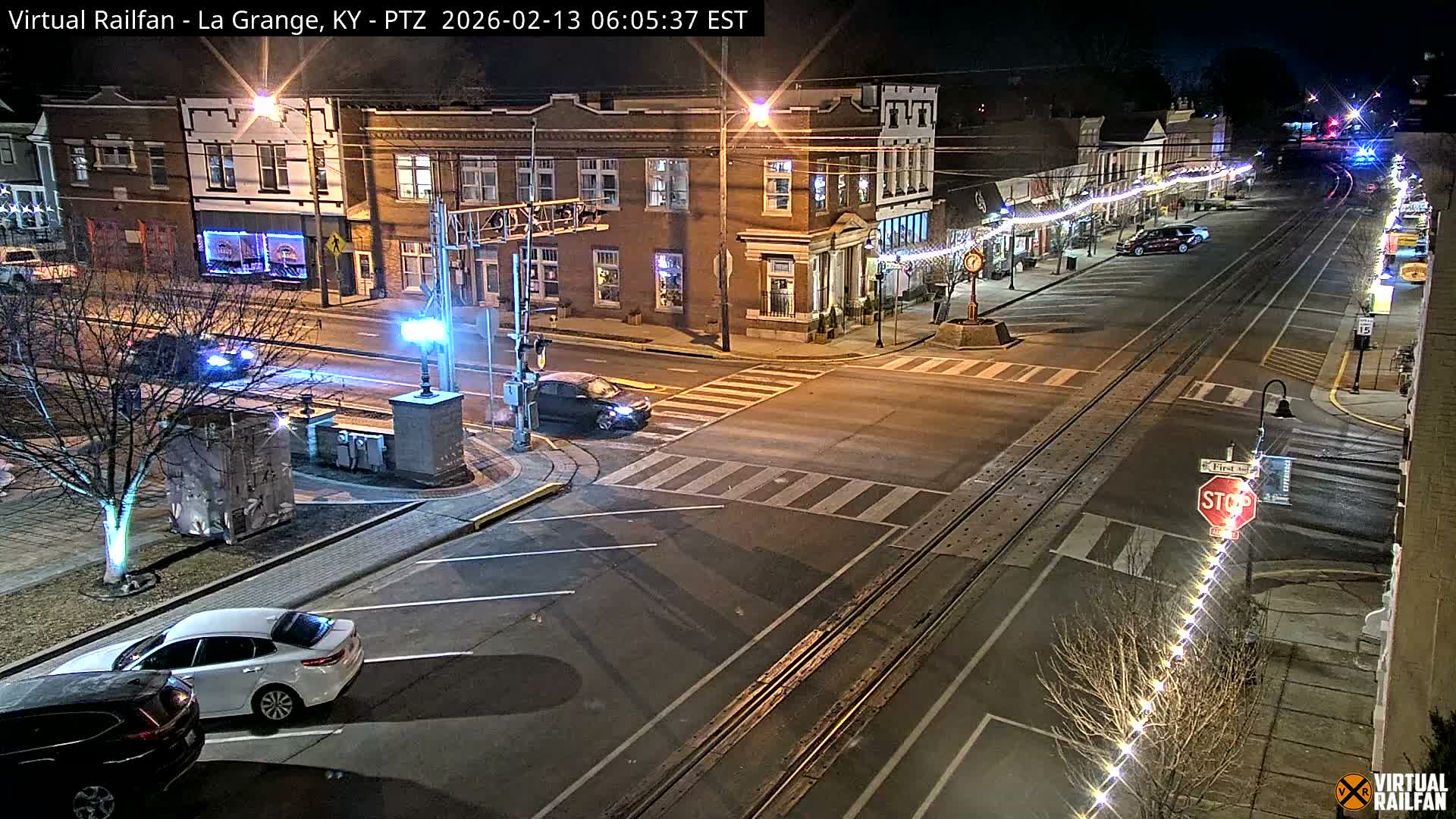 La Grange City & Railroad Crossing Live Cam - La Grange, Oldham, Kentucky, USA