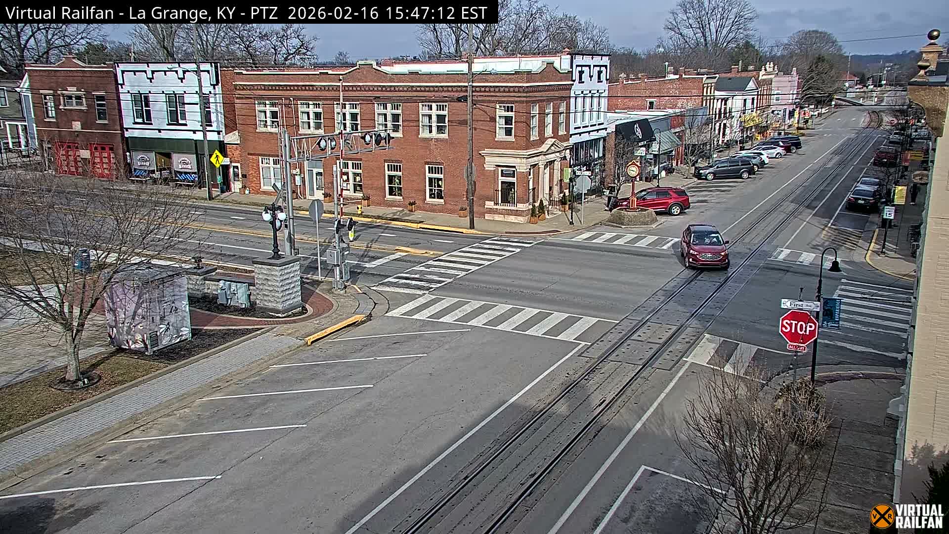 La Grange City & Railroad Crossing Live Cam - La Grange, Oldham, Kentucky, USA