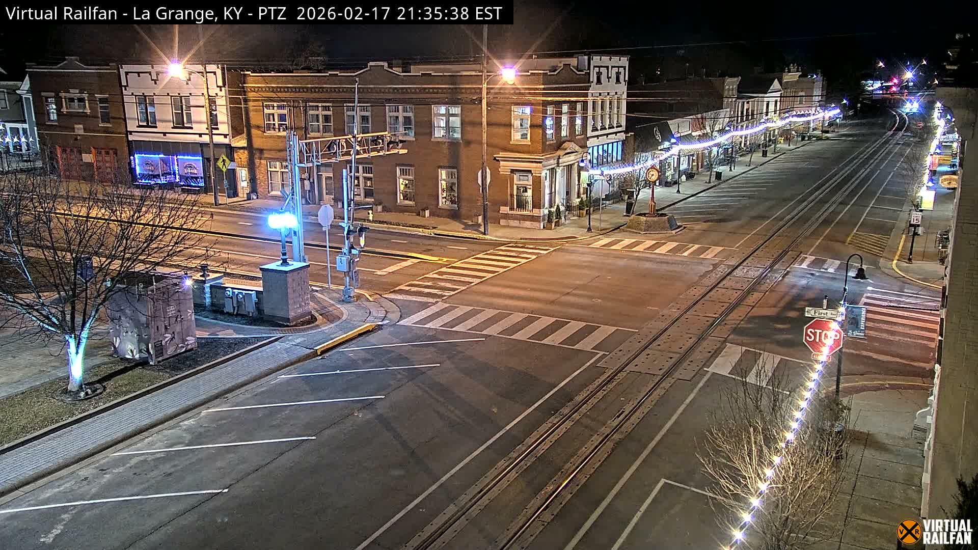 La Grange City & Railroad Crossing Live Cam - La Grange, Oldham, Kentucky, USA