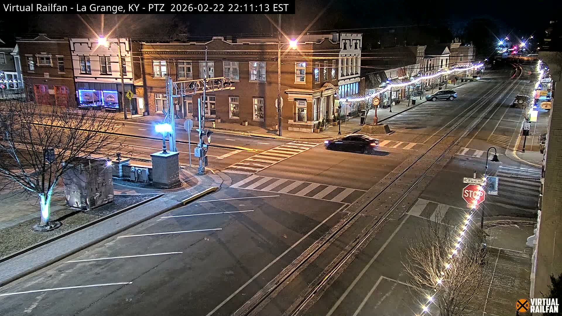 La Grange City & Railroad Crossing Live Cam - La Grange, Oldham, Kentucky, USA