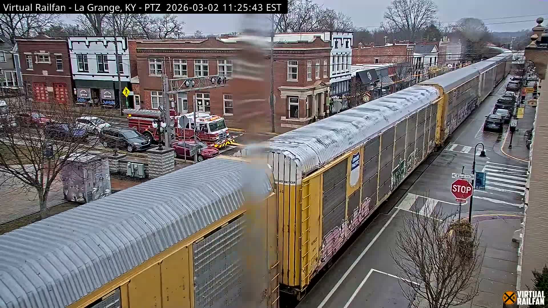 La Grange City & Railroad Crossing Live Cam - La Grange, Oldham, Kentucky, USA