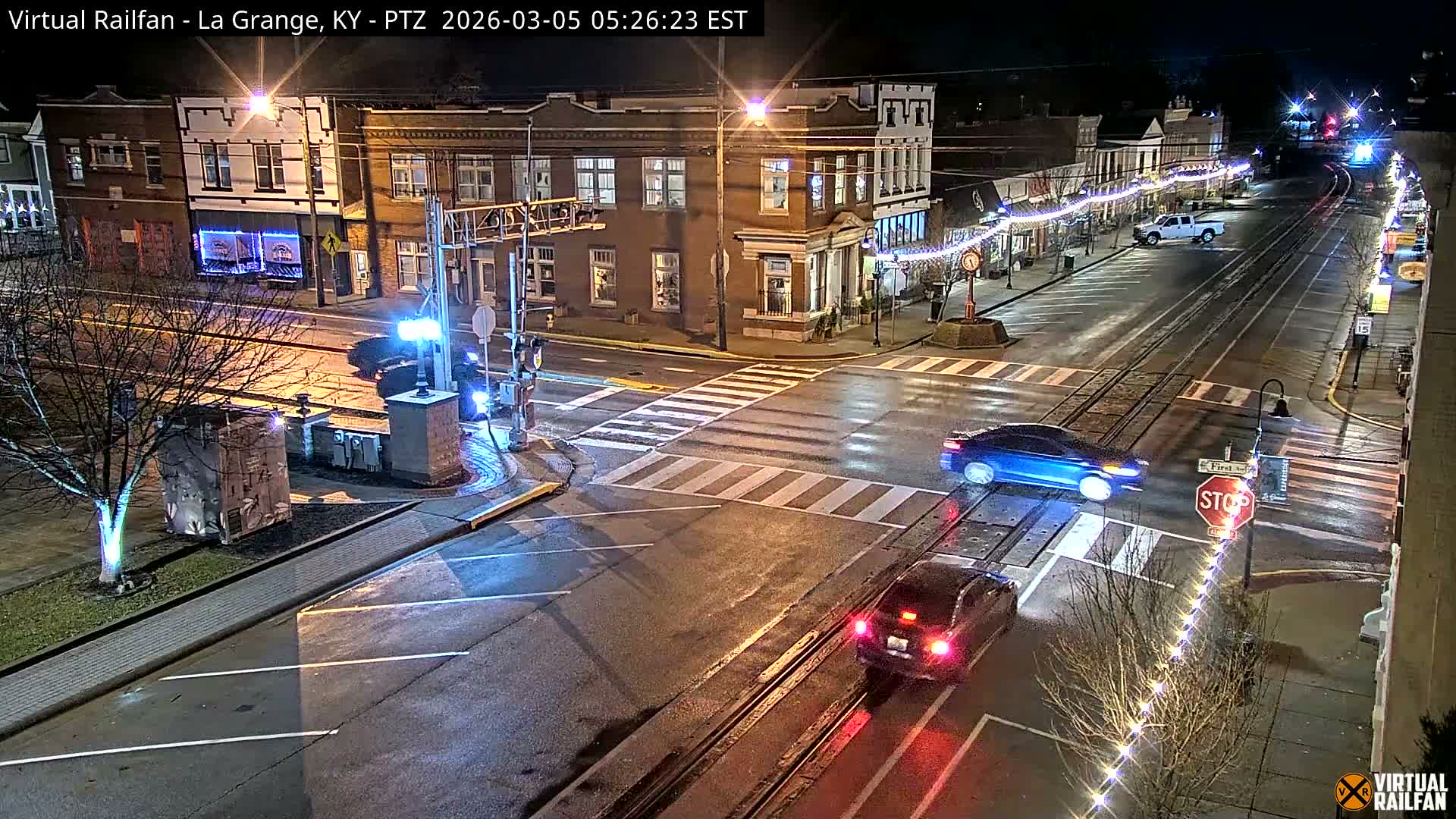 La Grange City & Railroad Crossing Live Cam - La Grange, Oldham, Kentucky, USA