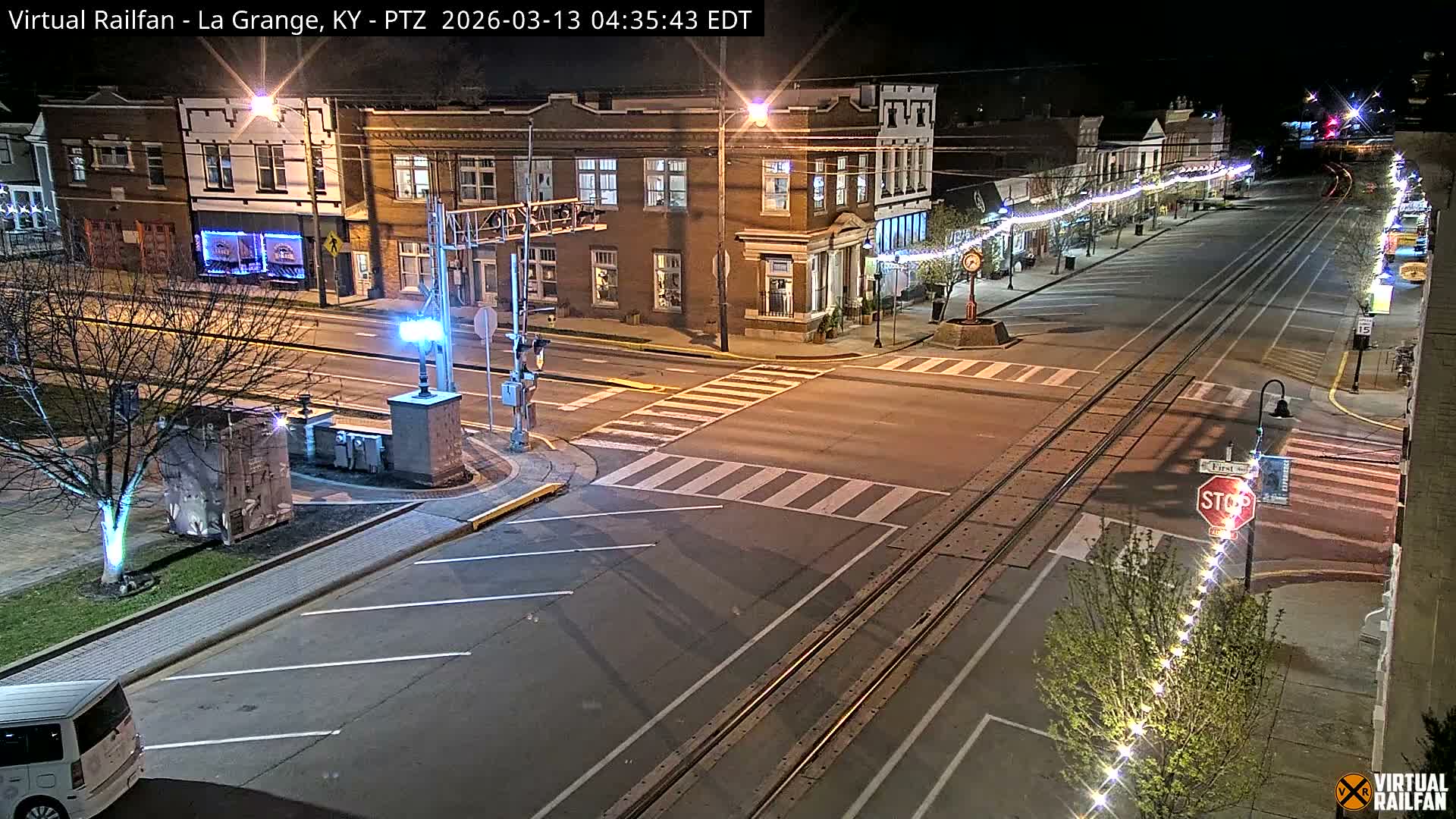 La Grange City & Railroad Crossing Live Cam - La Grange, Oldham, Kentucky, USA
