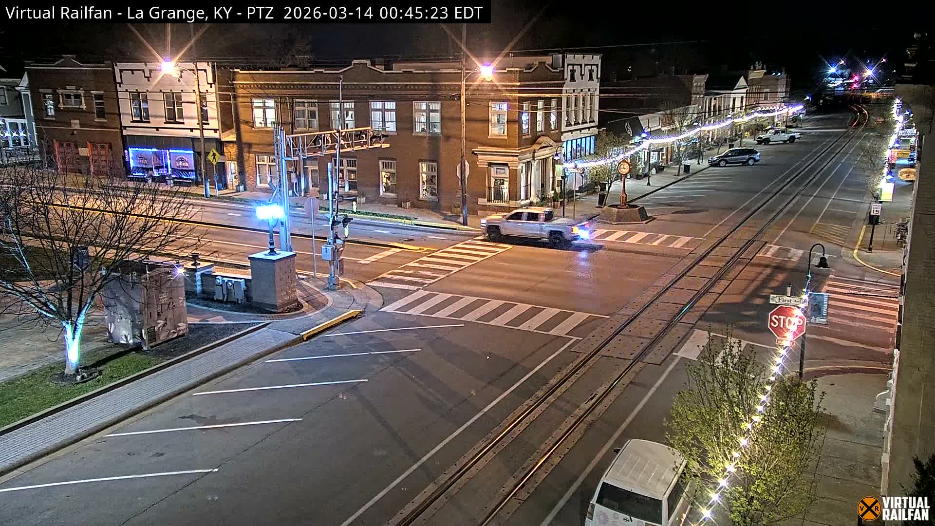 La Grange City & Railroad Crossing Live Cam - La Grange, Oldham, Kentucky, USA