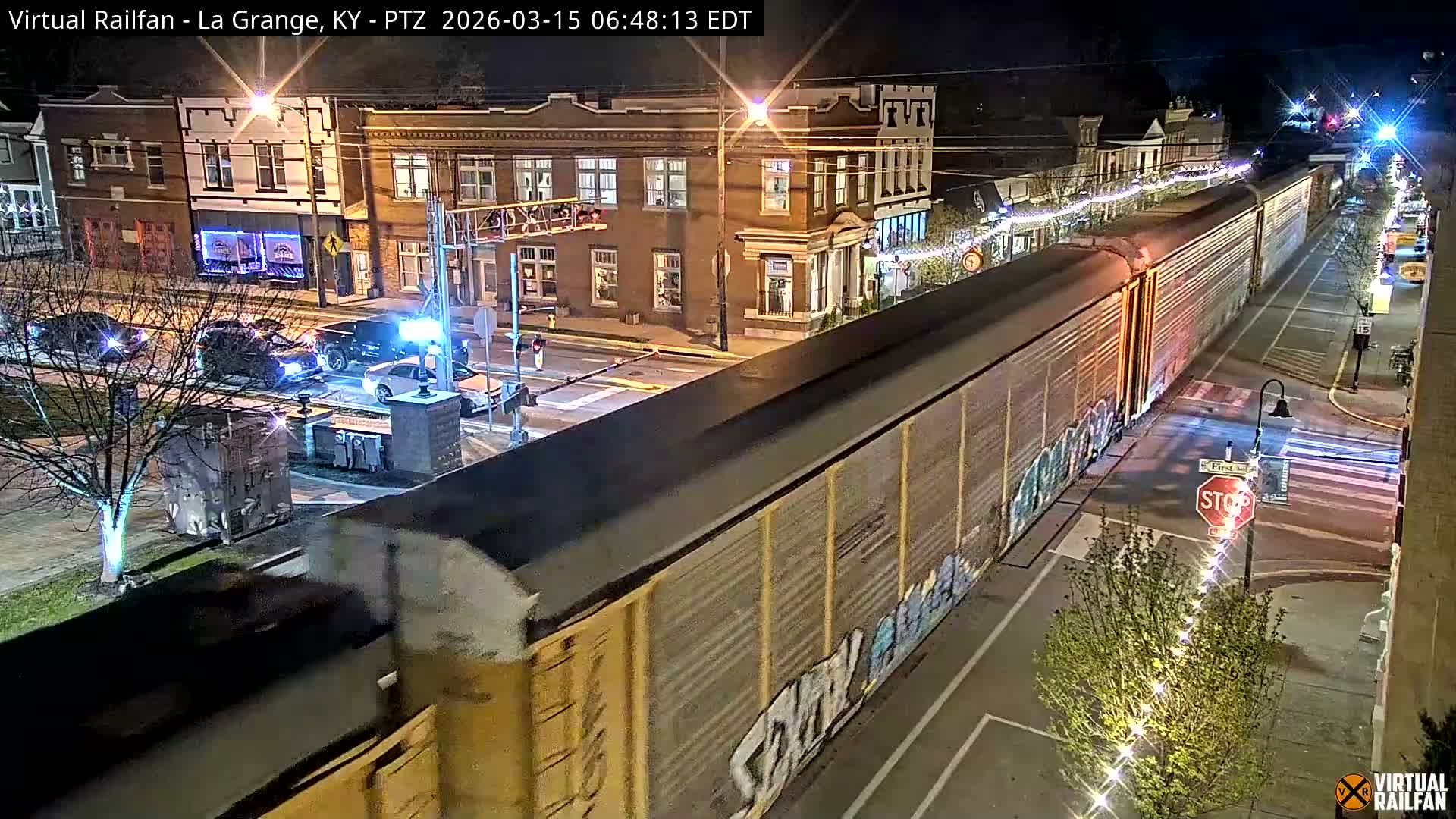 La Grange City & Railroad Crossing Live Cam - La Grange, Oldham, Kentucky, USA