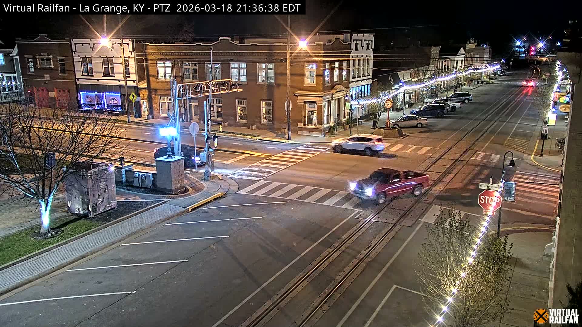 La Grange City & Railroad Crossing Live Cam - La Grange, Oldham, Kentucky, USA