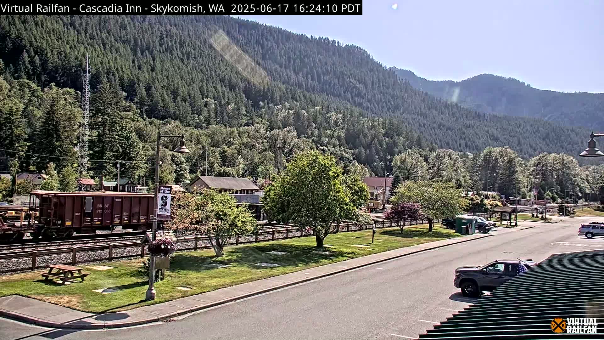 Skykomish Village Railroad Live Cam - Skykomish, King, Washington, USA